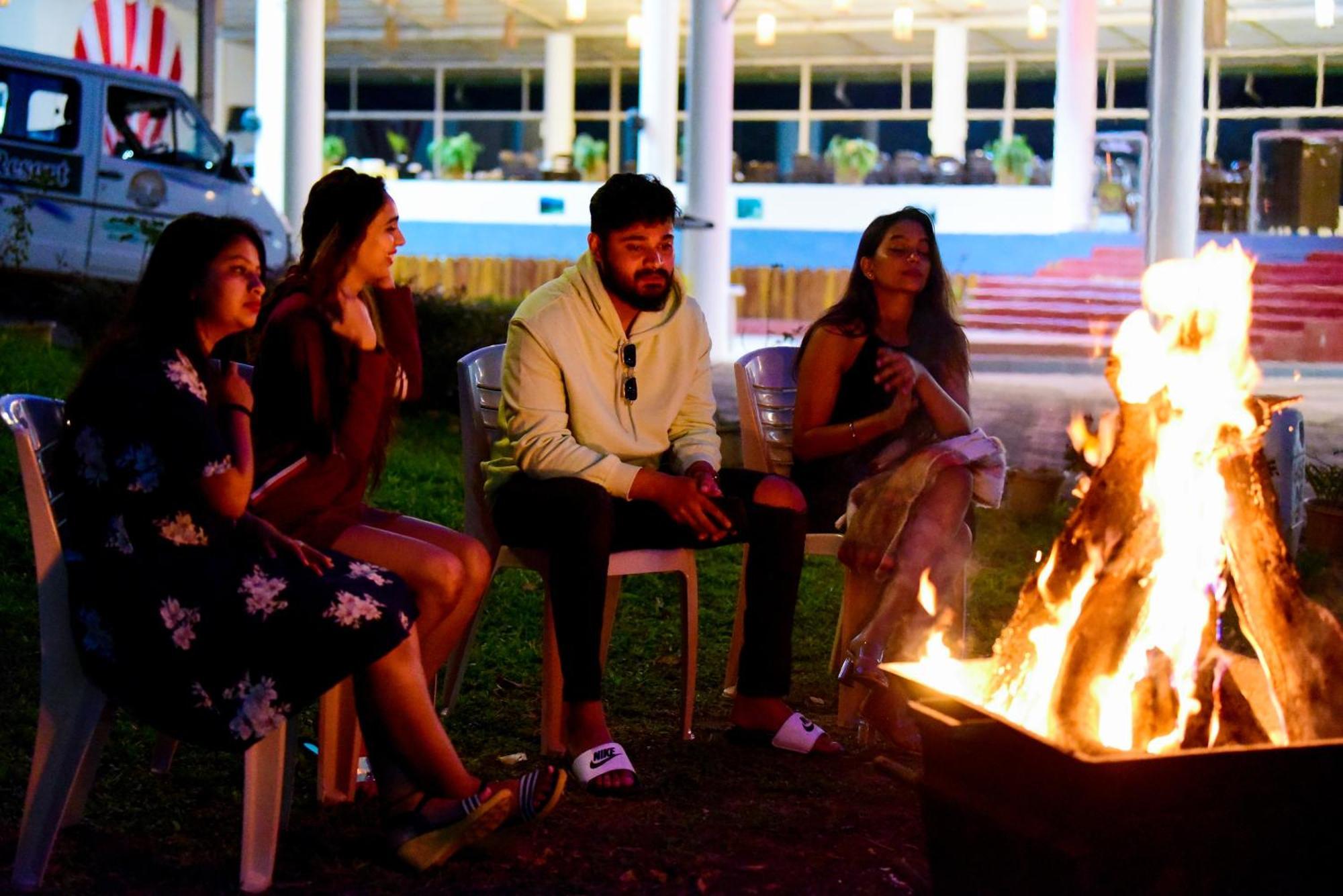 Mookanana Jungle Resort And Spa Hassan Exteriör bild